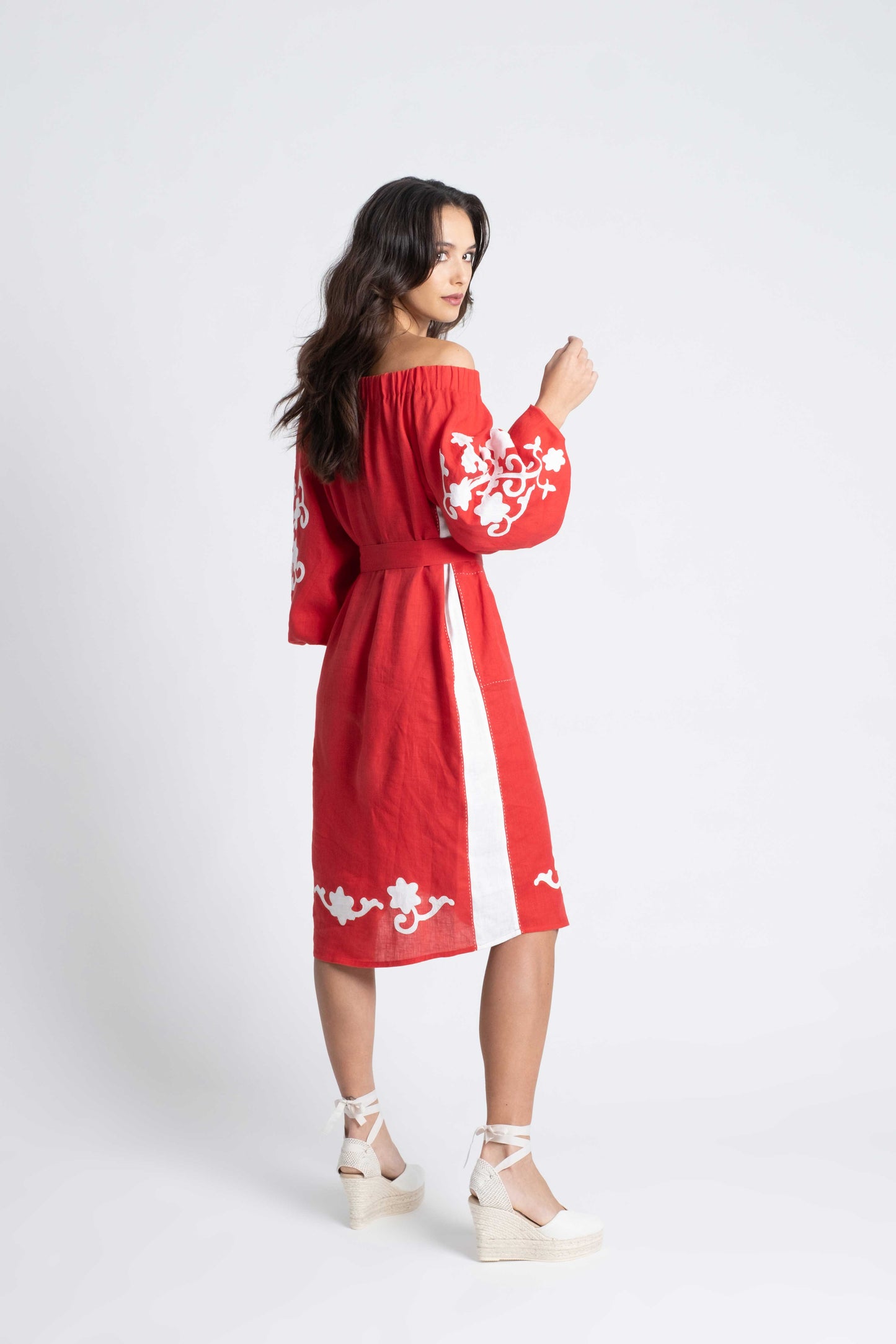 Bora Bora: red linen belted dress embroidered in white.